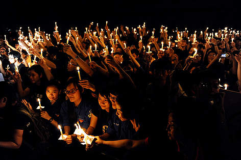 Earth Hour in Thailanda
© Thanh Ha/WWF Greater Mekong "Часът на Земята" обхваща рекорден брой държави тази година rel=